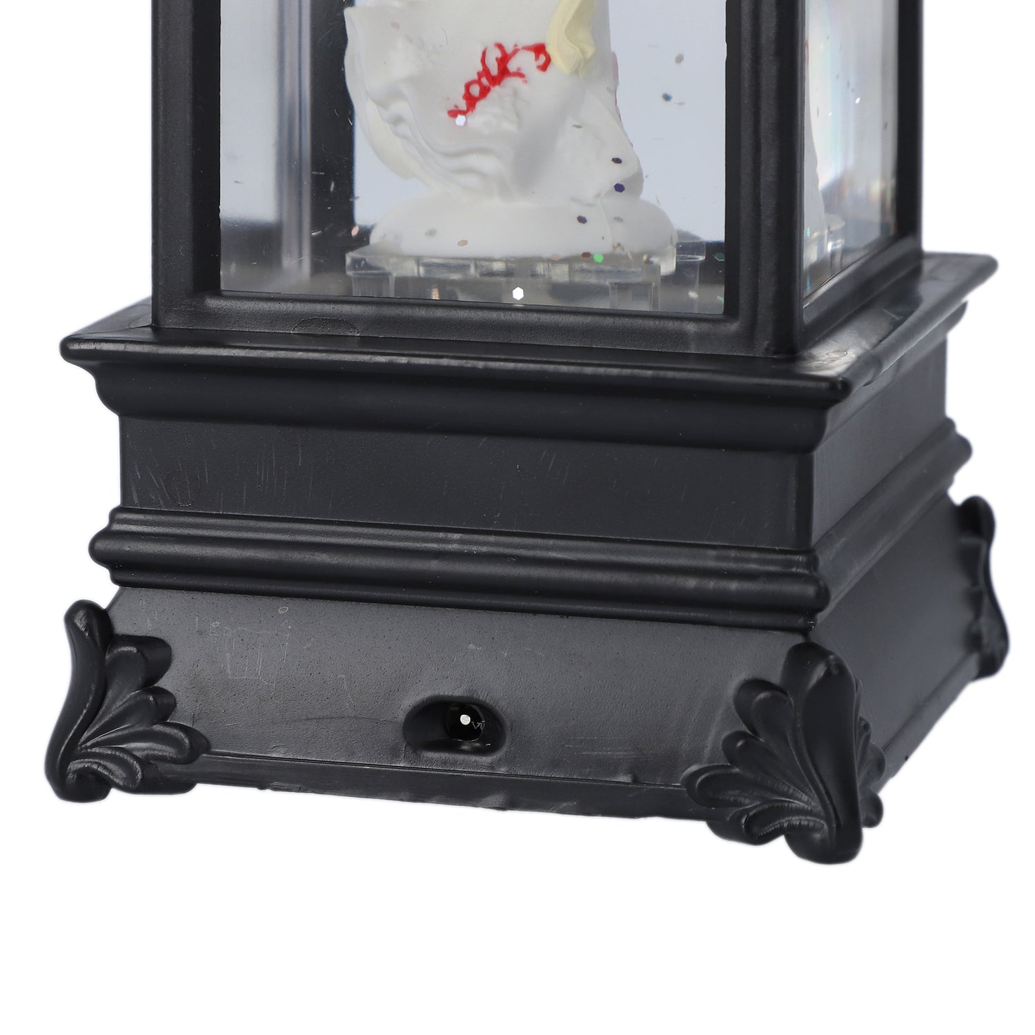 Laterne mit warmer Beleuchtung und Musik